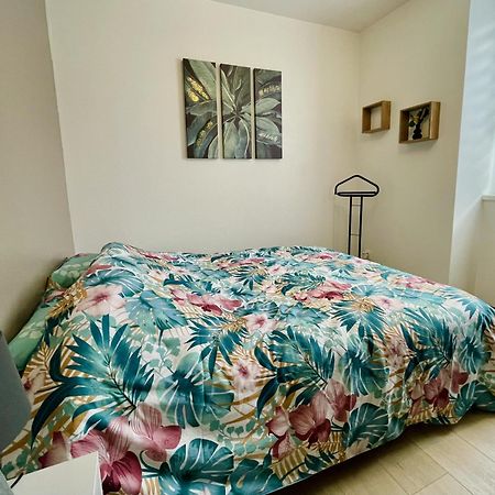 Joli Appartement Avec Parking Монбельяр Экстерьер фото